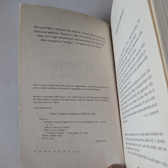 4/$20 BETRAYED (A House of Night Novel #2) by P. C. Cast and Kirstin Cast - Picture 4 of 5